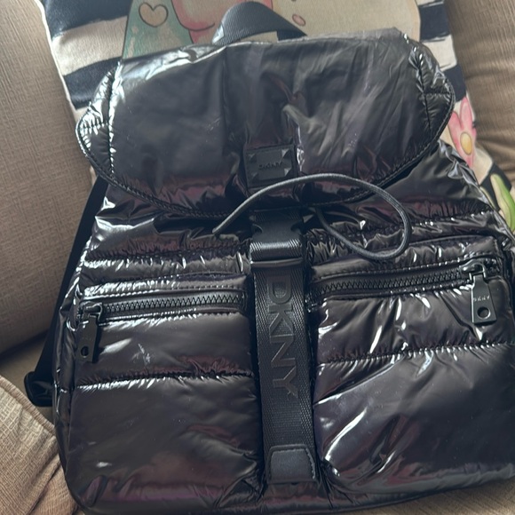 Dkny Handbags - DKNY Black Puffer Signature Backpack